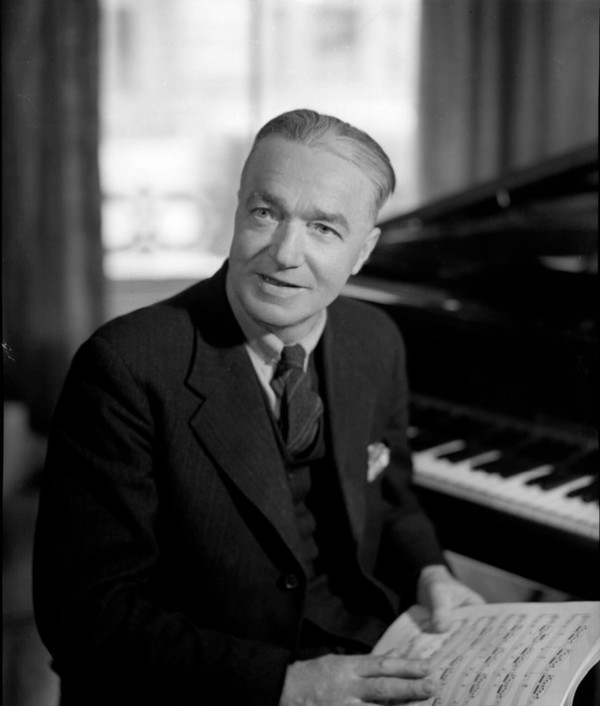 Howard Coster: Ernest John Moeran, 1944 (National Portrait Gallery, NPG x23788)