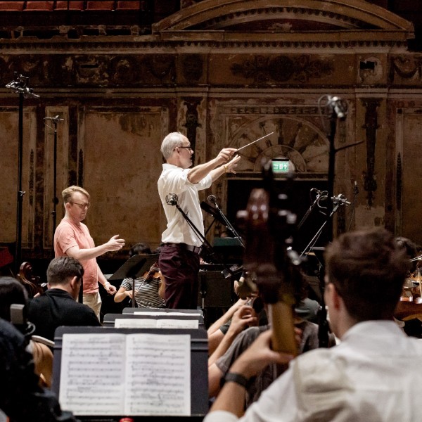 Recording session of Andrew Downes: A St Luke Passion