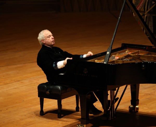 Sir András Schiff