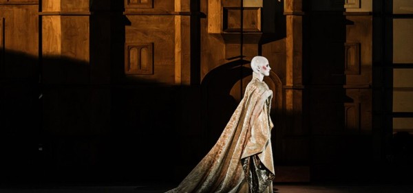 The Deconstructed Opera: <em>Anna Bolena</em> at the Greek National Opera