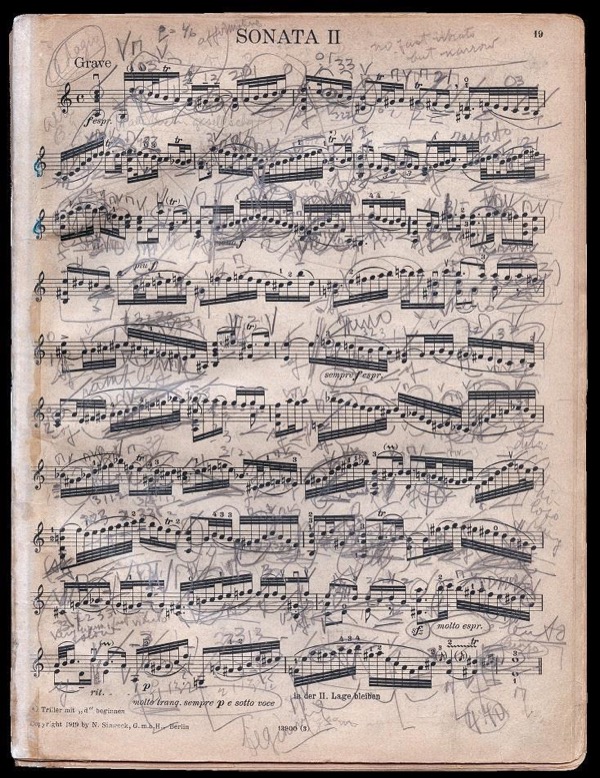 A marked-up first page of Bach’s Sonata no.2, from the Sonatas and Partitas, ed. Adolf Busch (1919)