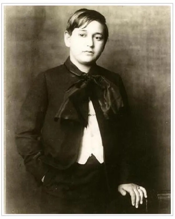 Erich Wolfgang Korngold, 1910, age 12