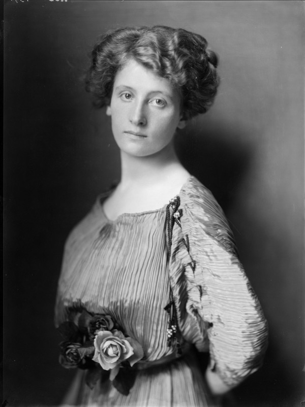 Photo of Sidonie Nádherná von Borutín in 1910