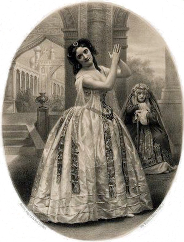 Louise Marquet in Le Papillon