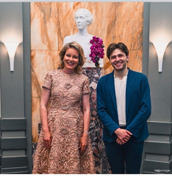 First Prize laureate Ettore Pagano with Queen Mathilde of Belgium