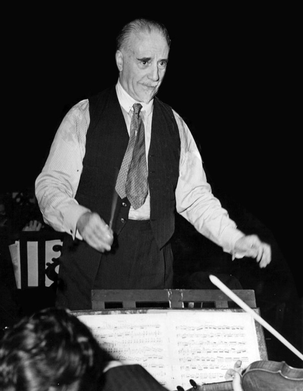 Beecham rehearsing in the US, 1948