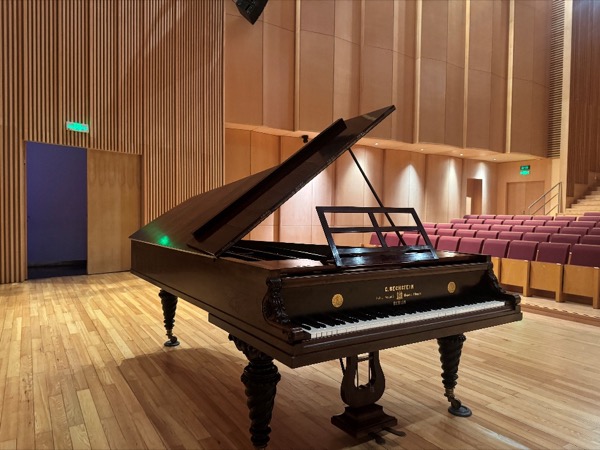 1862 Bechstein at Shenzhen Mountain View Theatre, photo by Becky Feng