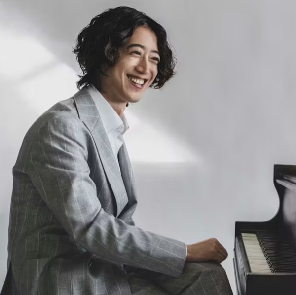 Hayato Sumino