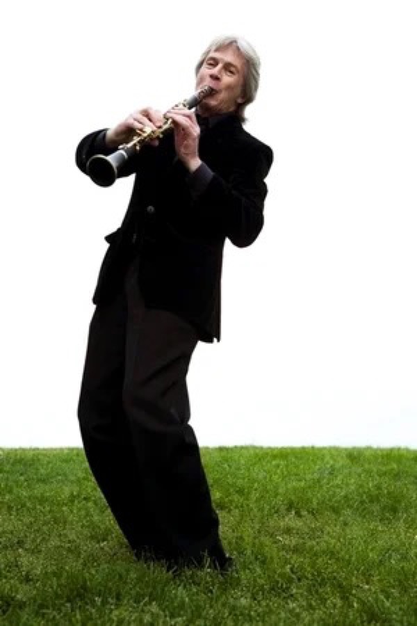 Richard Stoltzman (photo by Lisa Marie Mazzucco)