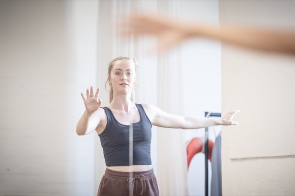 © Craig Fuller (Ariel played by Stephanie Hershaw)