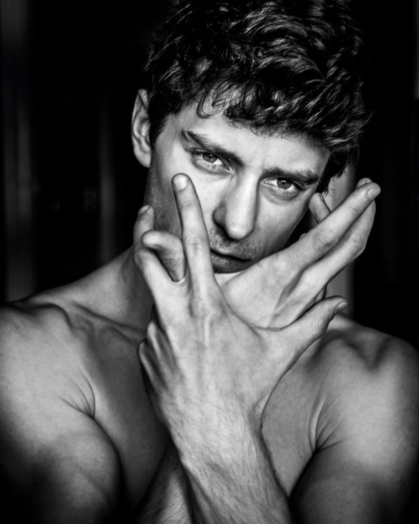 Jakub Jozef Orlinski (Photo: Rafal Maslow)