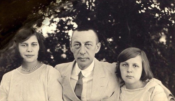Sergei Rachmaninoff and his daughters