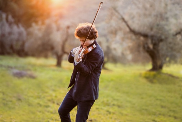 Augustin Hadelich (Photo Credit: Suxiao Yang)