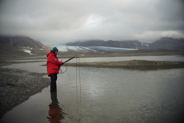 Karen Power, listening between poles (image by John Godfrey)