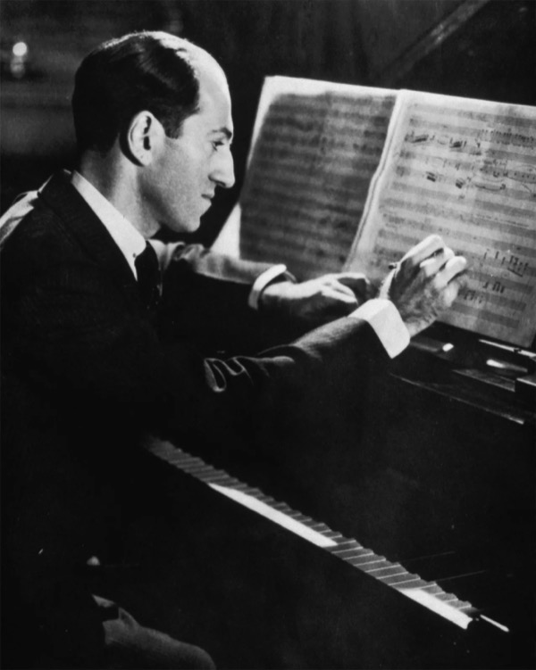 George Gershwin on a Roll (Born on September 26, 1898) <br/> The Piano-Roll Pioneer