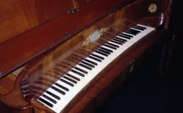 Granfeldt piano with a curve, 1827 (Turku, Finland. Sibelius Museum)