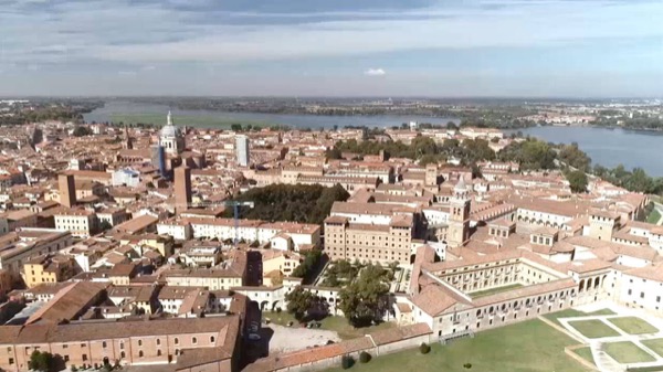 Bird's-eye view of Palazzo Ducale Mantua (Credit:https://www.mantovaducale.beniculturali.it)
