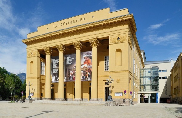 (Tiroler Landestheater)