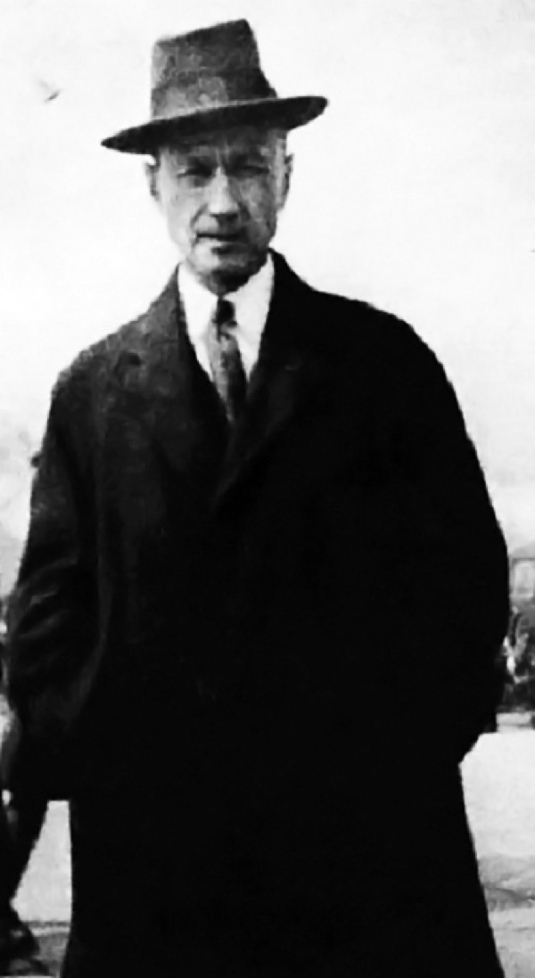 Charles Edward Ives (1913)