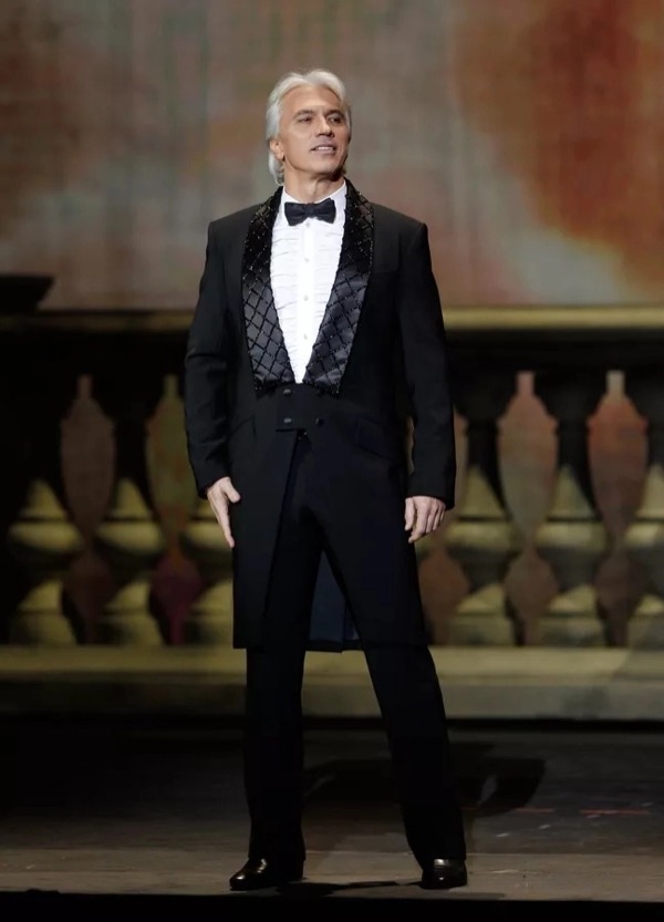 Dmitri Hvorostovsky (2011)