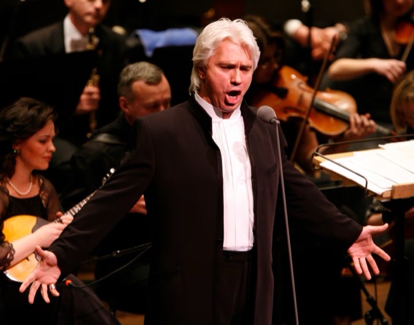 Dmitri Hvorostovsky (Born on October 16, 1962)<br/> Singing with Death
