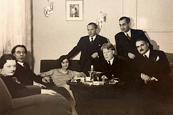 Group photograph, Jambor appears alongside Alfred Cortot, Edwin Fischer and others.