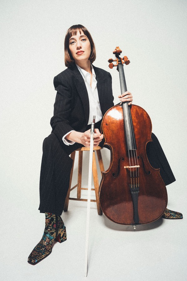 Camille Thomas (Photo by Julien Mignot)