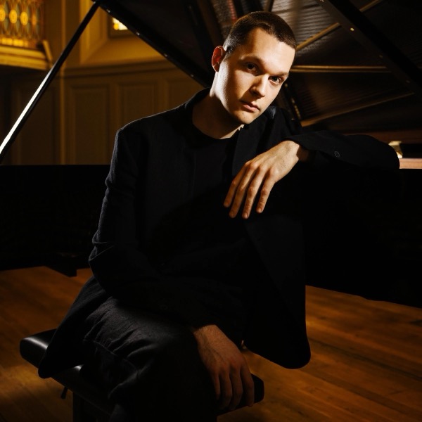 Lukas Sternath (photo by Peter Rigaud)