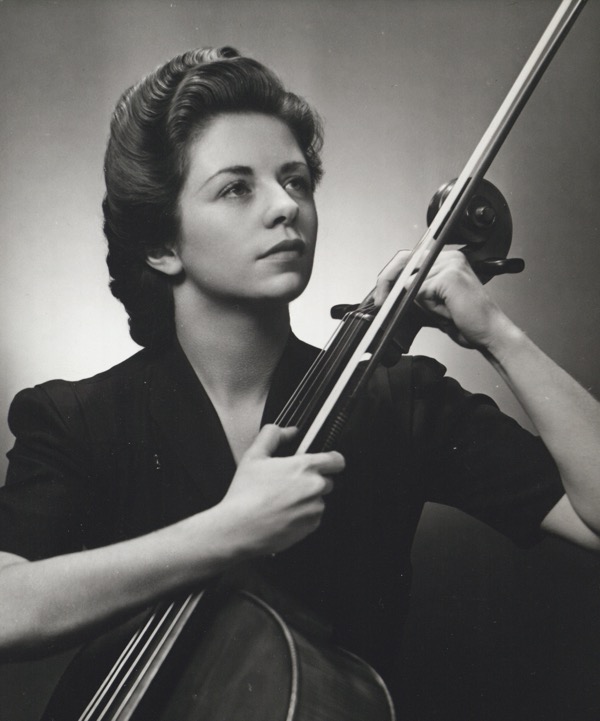 Suzette Forgues Halasz
